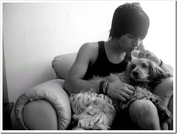 Boys_and_their_pets (5)