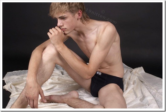 Gay Teen boy model Einne 049
