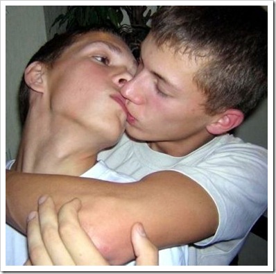 Cute_gay_teen_boy_couples (4)